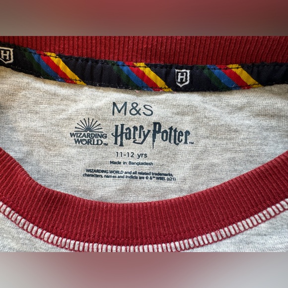 M&S Boys Harry Potter Hogwarts Long Sleeved Top - Picture 2 of 8